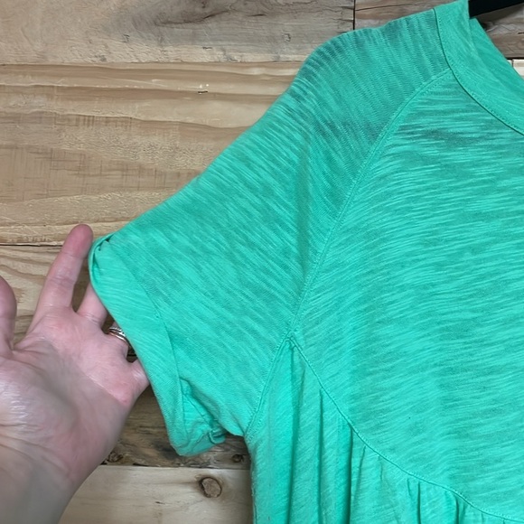 American Eagle Outfitters size Small Vibrant Green Short Sleeve Baby Doll Top - Picture 3 of 8